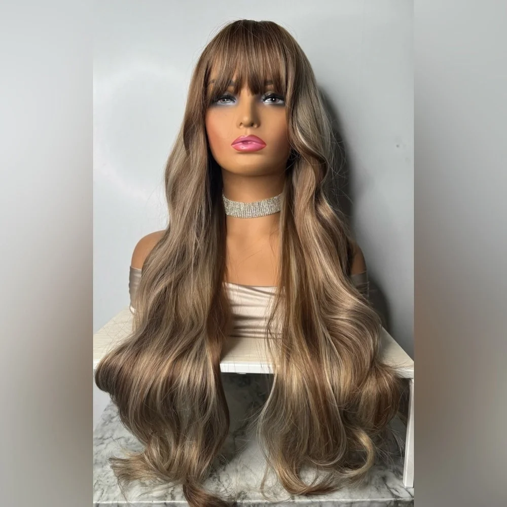 30” Long Synthetic Wig Classic Wig Light Brown / Blonde Highlights - Realistic
